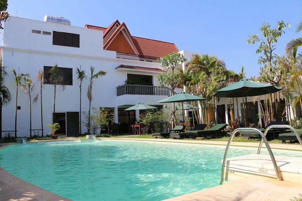 Antique Palm Hotel Siem Reap Exterior foto